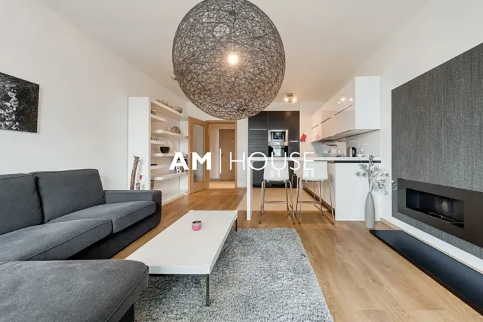 Pronájem bytu 2+kk, Praha - Vysočany, Ocelářská, 55 m2