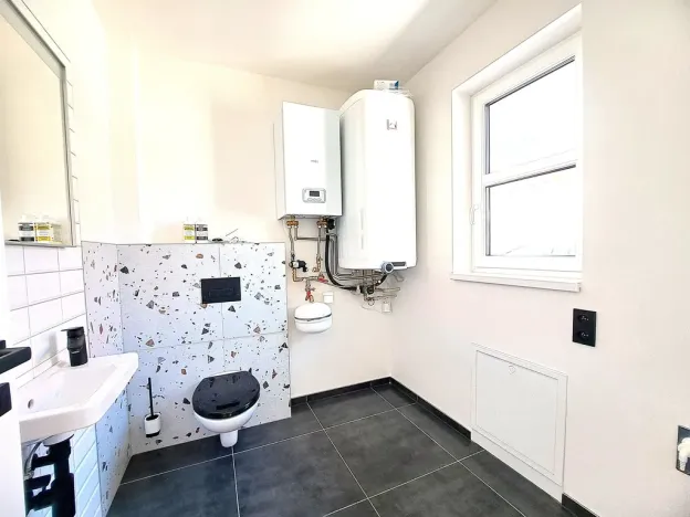 Prodej bytu 4+kk, Stochov, náměstí u dubu, 110 m2