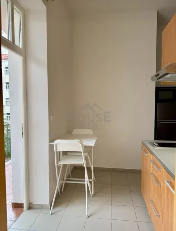 Pronájem bytu 1+1, Praha - Nusle, Slavojova, 33 m2
