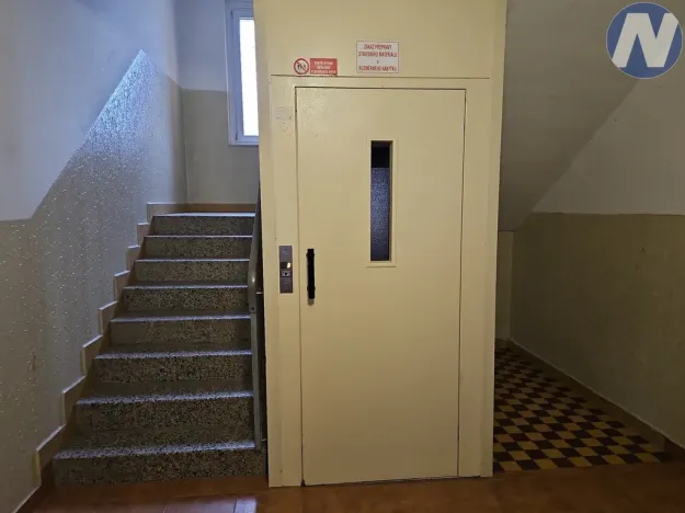 Prodej bytu 3+1, Volary, Sídl. Míru, 72 m2