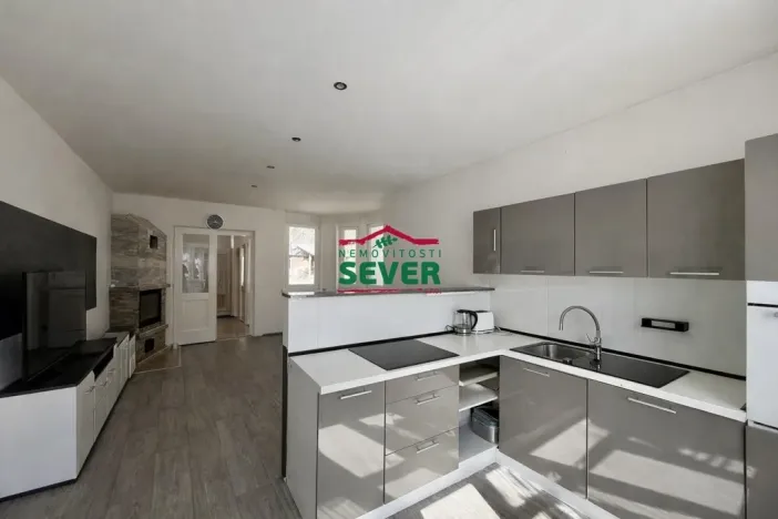 Prodej vícegeneračního domu, Bitozeves - Nehasice, 292 m2