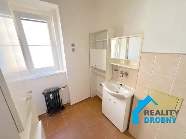Prodej bytu 3+1, Teplice, 14. října, 76 m2