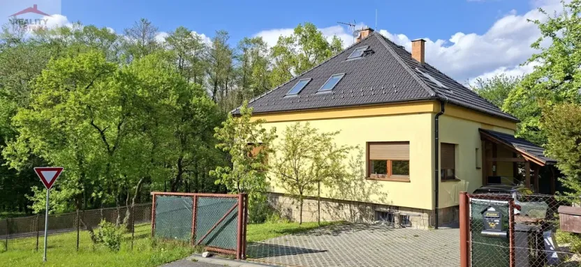 Pronájem bytu 3+1, Valašské Meziříčí - Bynina, 57 m2