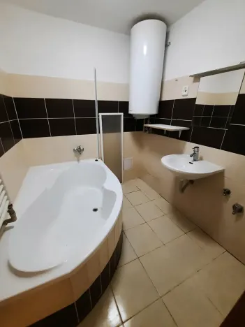 Prodej bytu 2+kk, Ústí nad Labem, Resslova, 42 m2