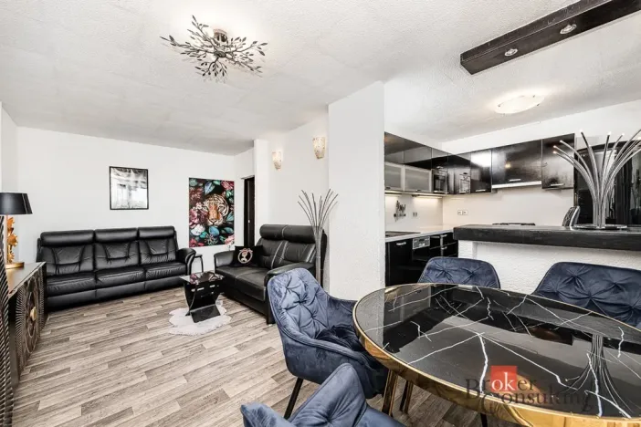 Prodej bytu 3+kk, Praha - Karlín, U Sluncové, 78 m2