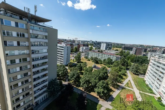 Prodej bytu 3+kk, Praha - Karlín, U Sluncové, 78 m2