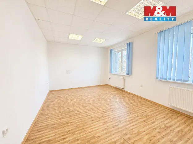 Pronájem skladu, Hlinsko, Tyršova, 196 m2