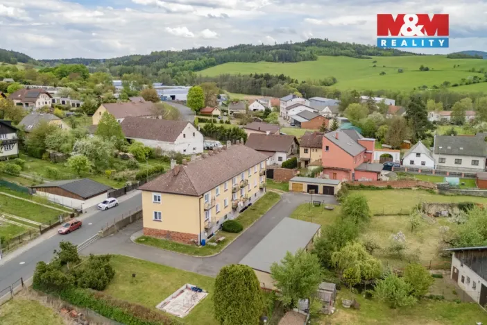 Prodej bytu 3+1, Strážov, 75 m2