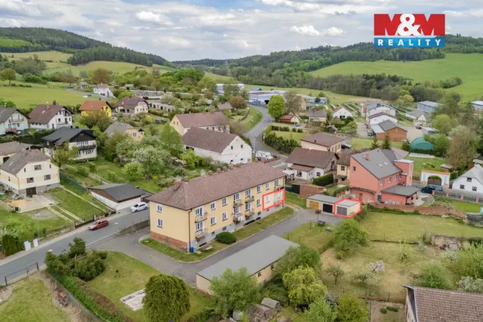 Prodej bytu 3+1, Strážov, 75 m2