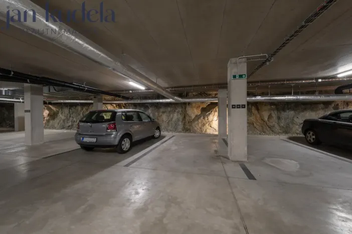 Pronájem bytu 1+kk, Brno - Komín, Bystrcká, 33 m2