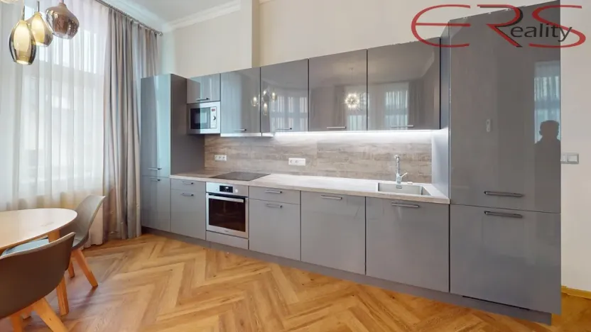 Pronájem bytu 2+kk, Jablonec nad Nisou, Komenského, 50 m2