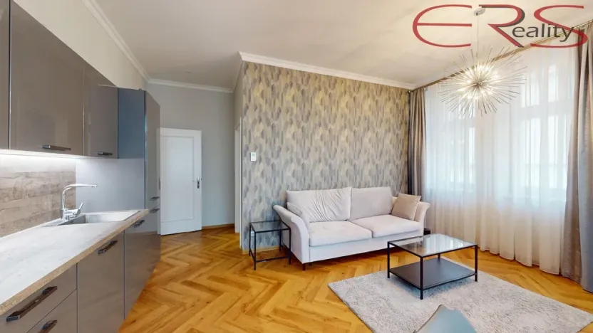 Pronájem bytu 2+kk, Jablonec nad Nisou, Komenského, 50 m2