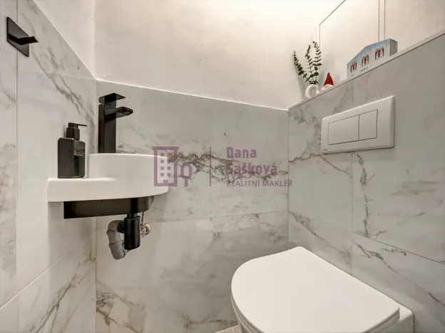 Prodej bytu 3+1, Nová Bystřice, Rybní, 79 m2