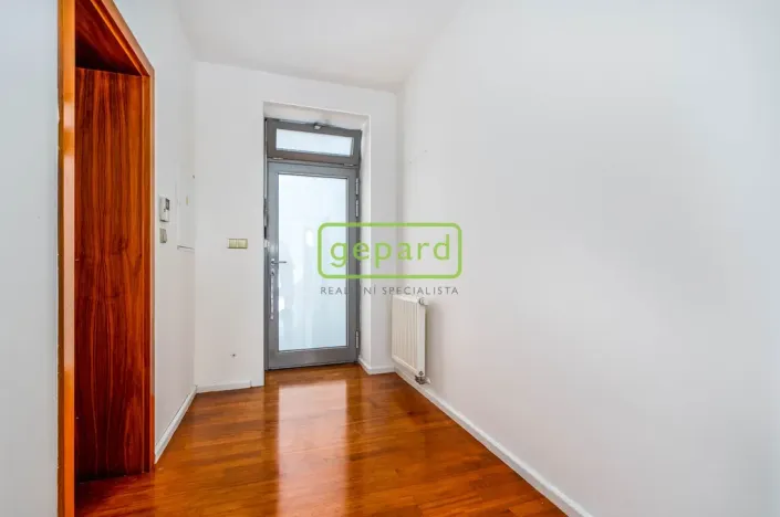 Prodej vily, Kounice, 636 m2