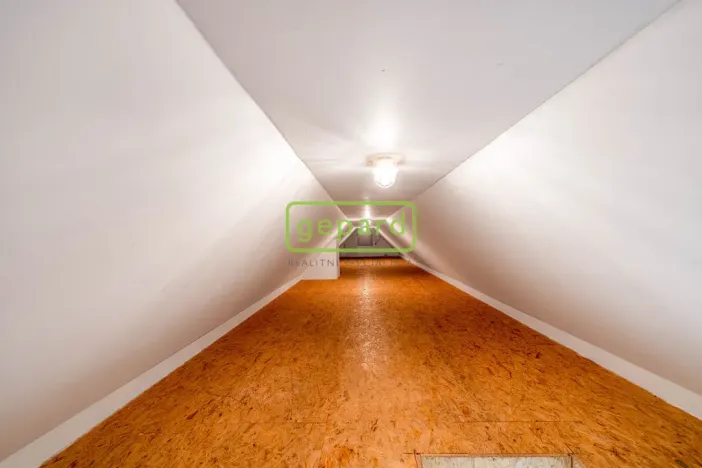 Prodej vily, Kounice, 636 m2