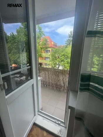 Pronájem bytu 2+kk, Praha - Žižkov, U kněžské louky, 50 m2