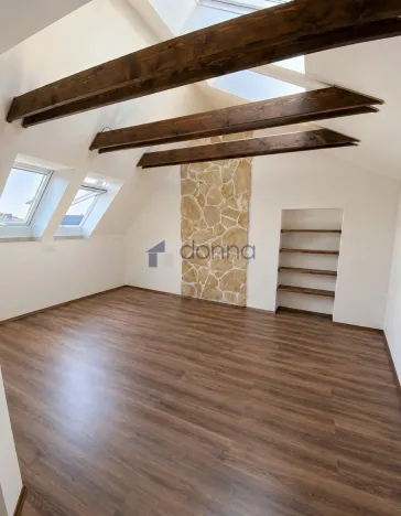 Pronájem bytu 2+1, Praha, Kutnohorská, 68 m2