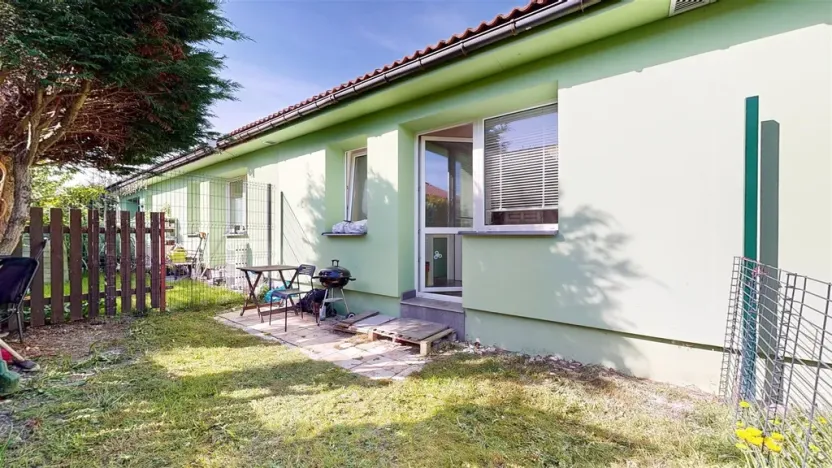 Prodej bytu 1+1, Horoměřice, B. Němcové, 36 m2