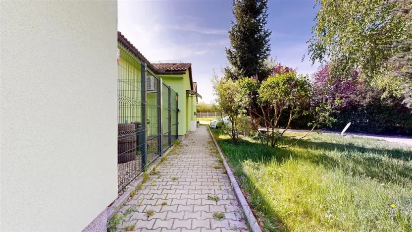 Prodej bytu 1+1, Horoměřice, B. Němcové, 36 m2