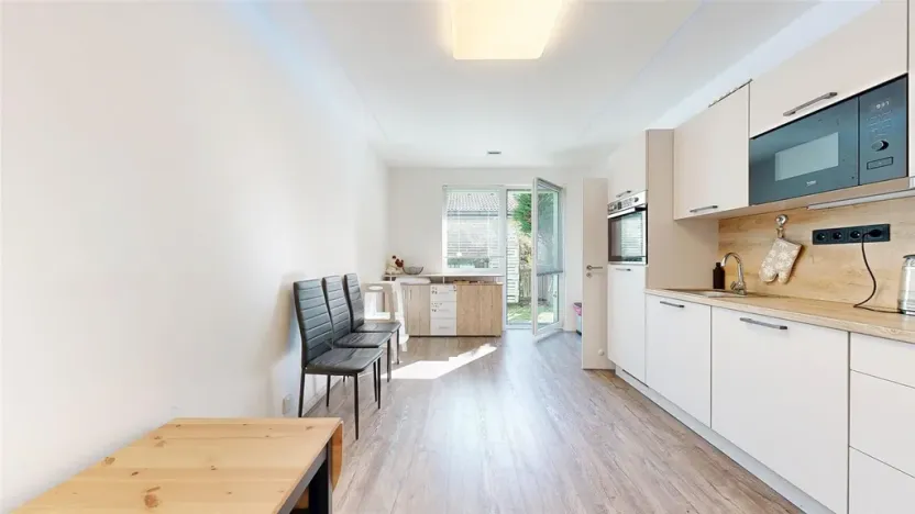 Prodej bytu 1+1, Horoměřice, B. Němcové, 36 m2
