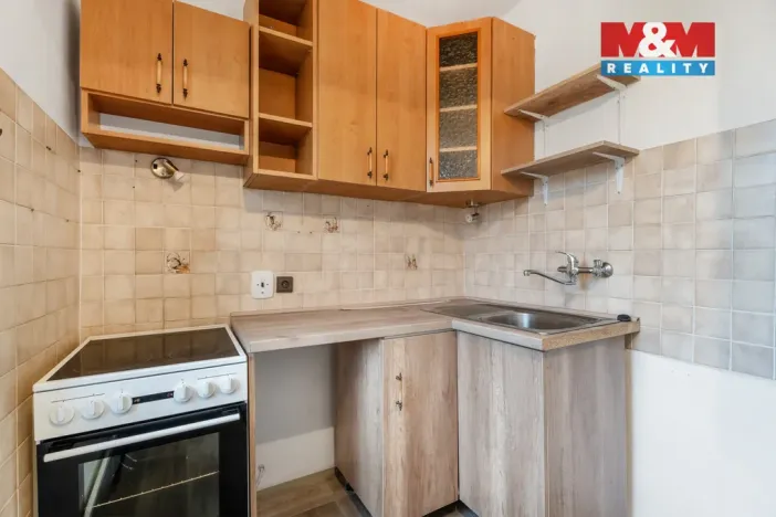 Pronájem bytu 2+1, Liberec, Holubova, 42 m2