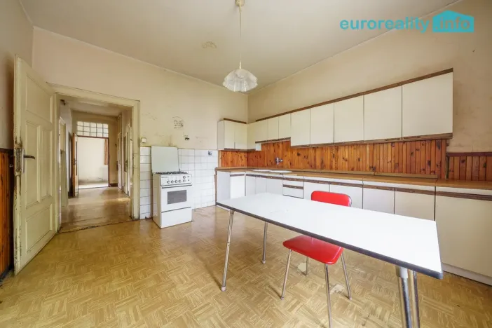 Prodej rodinného domu, Kraslice, Čs. armády, 180 m2