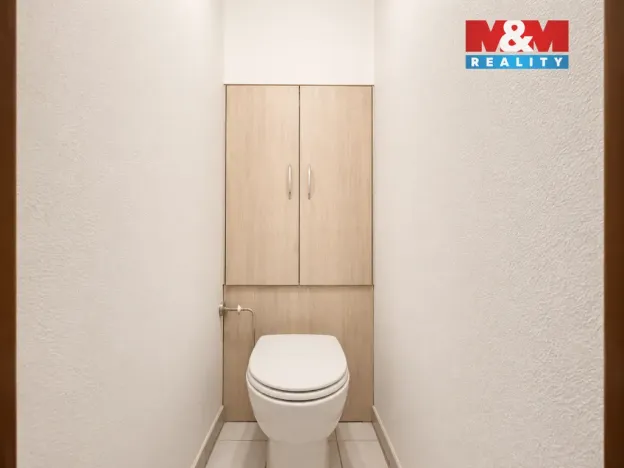 Prodej bytu 3+1, Bukovany, 72 m2