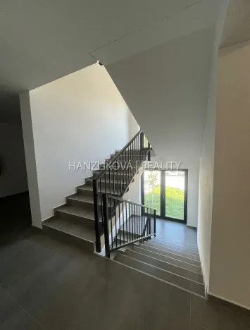 Pronájem bytu 3+kk, Hluboká nad Vltavou, Potoční, 83 m2