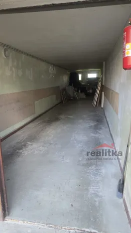 Pronájem garáže, Opava - Předměstí, Dostojevského, 20 m2