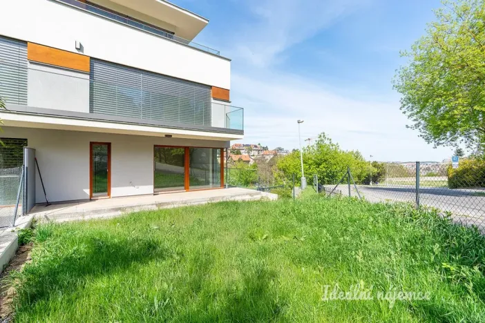 Pronájem bytu 2+kk, Praha - Radlice, Lučištníků, 67 m2