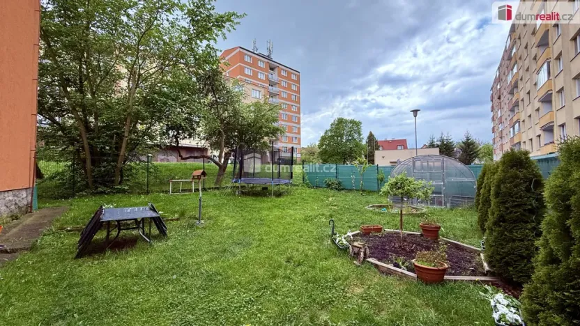 Prodej bytu 1+1, Karlovy Vary - Stará Role, Hlávkova, 58 m2