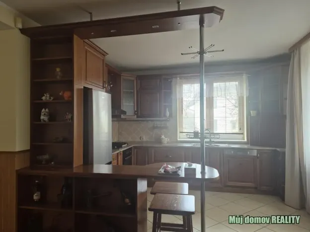 Pronájem rodinného domu, Praha - Ďáblice, Markvartická, 280 m2