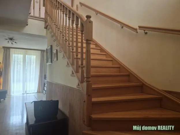 Pronájem rodinného domu, Praha - Ďáblice, Markvartická, 280 m2