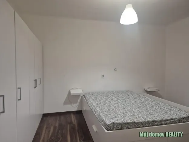 Pronájem bytu 2+1, Praha - Dejvice, Vostrovská, 50 m2