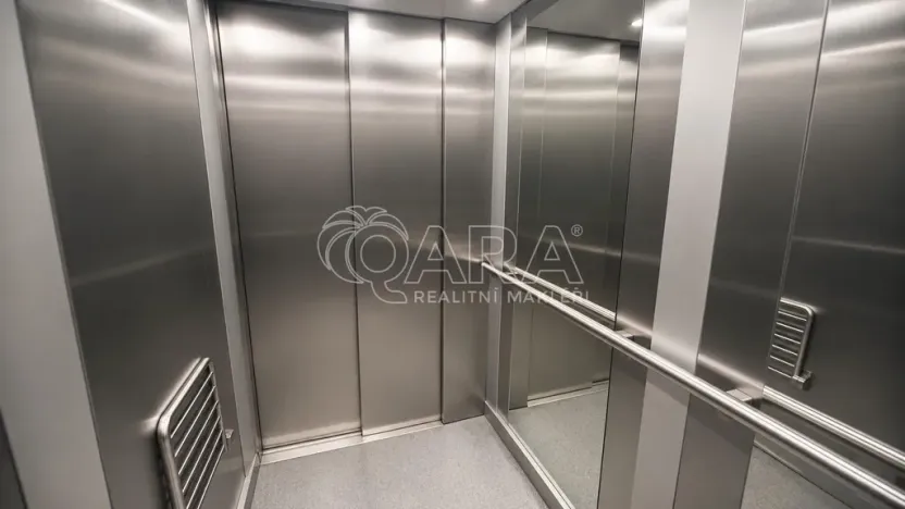 Prodej bytu 1+kk, Praha - Smíchov, Jindřicha Plachty, 40 m2