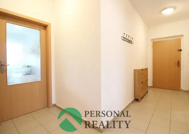Prodej bytu 2+kk, Karlovy Vary, Nejdlova, 53 m2