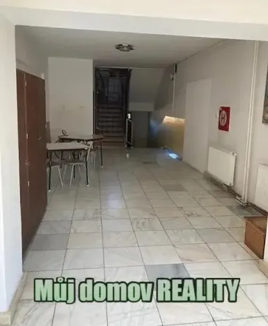 Prodej skladu, Světice, V Zahradách, 1100 m2