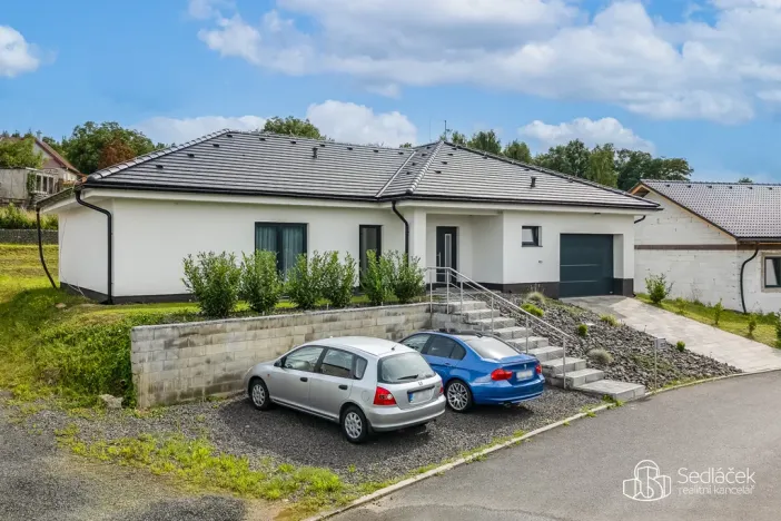 Prodej rodinného domu, Šabina, 182 m2
