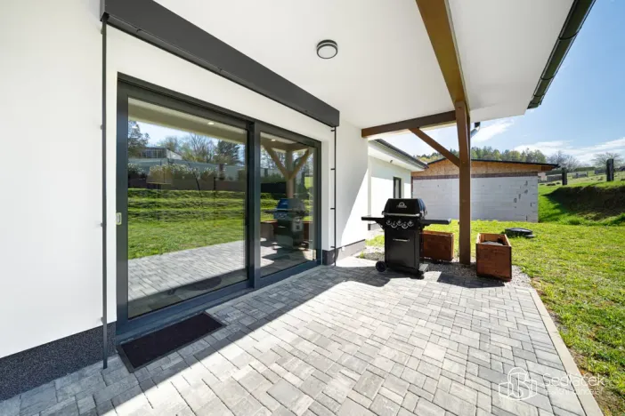 Prodej rodinného domu, Šabina, 182 m2