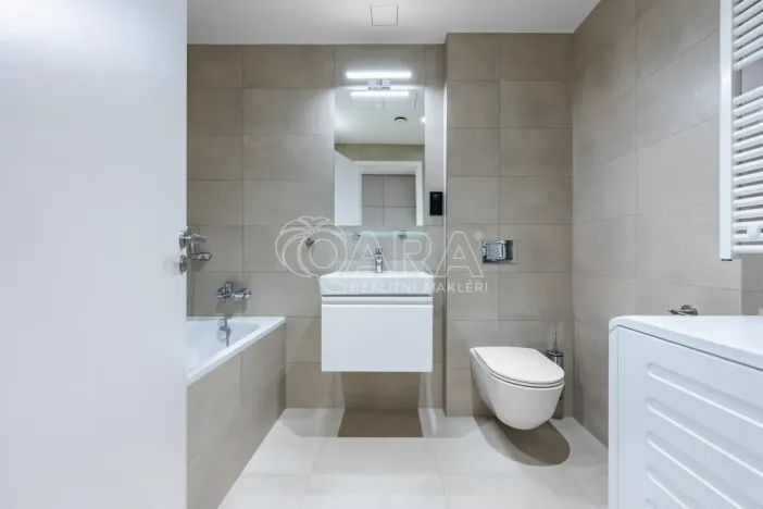 Pronájem bytu 1+kk, Praha - Karlín, Pobřežní, 32 m2