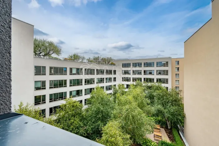 Pronájem bytu 1+kk, Praha - Karlín, Pobřežní, 32 m2