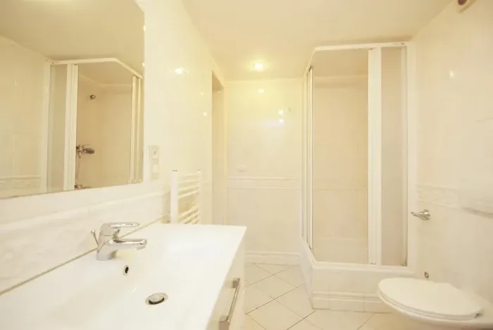 Pronájem atypického bytu, Praha - Karlín, Za Poříčskou bránou, 61 m2