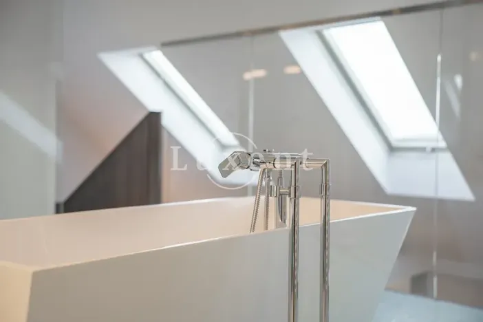 Pronájem bytu 3+1, Praha - Bubeneč, U akademie, 135 m2