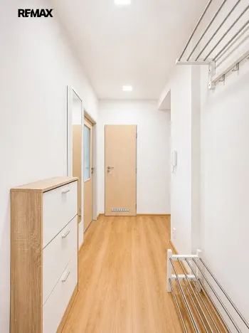 Pronájem bytu 2+kk, Praha - Hodkovičky, Večerní, 46 m2