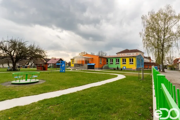 Prodej rodinného domu, Opařany, 150 m2