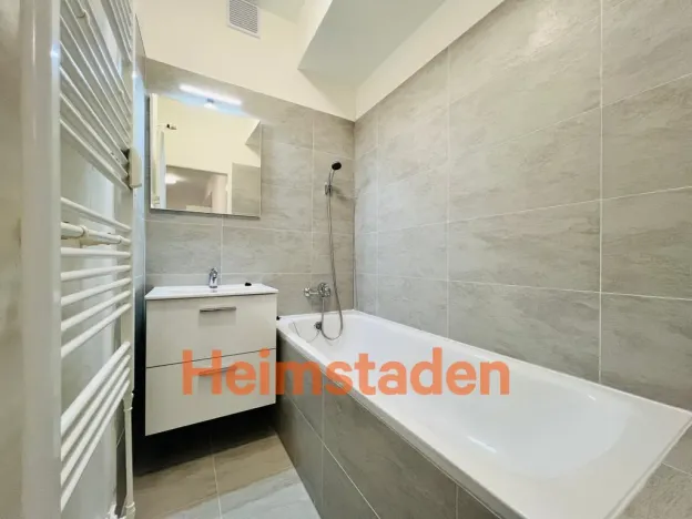 Pronájem bytu 3+kk, Ostrava - Poruba, 17. listopadu, 93 m2