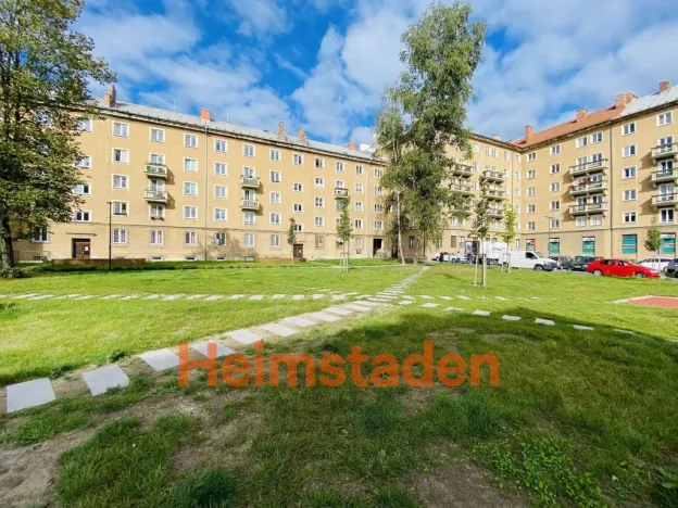 Pronájem bytu 3+kk, Ostrava - Poruba, 17. listopadu, 93 m2