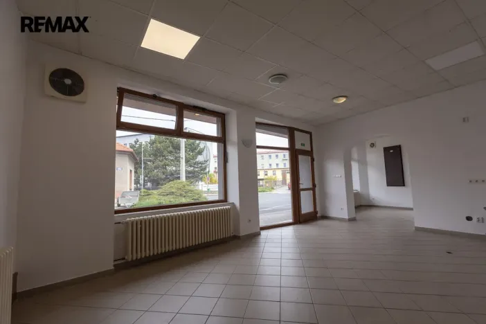 Prodej komerční nemovitosti, Bystřice pod Hostýnem, Přerovská, 420 m2