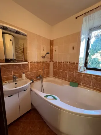 Prodej chalupy, Vodice, 136 m2