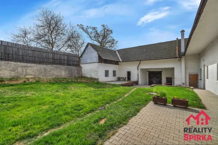 Prodej rodinného domu, Kamenná Horka, 405 m2
